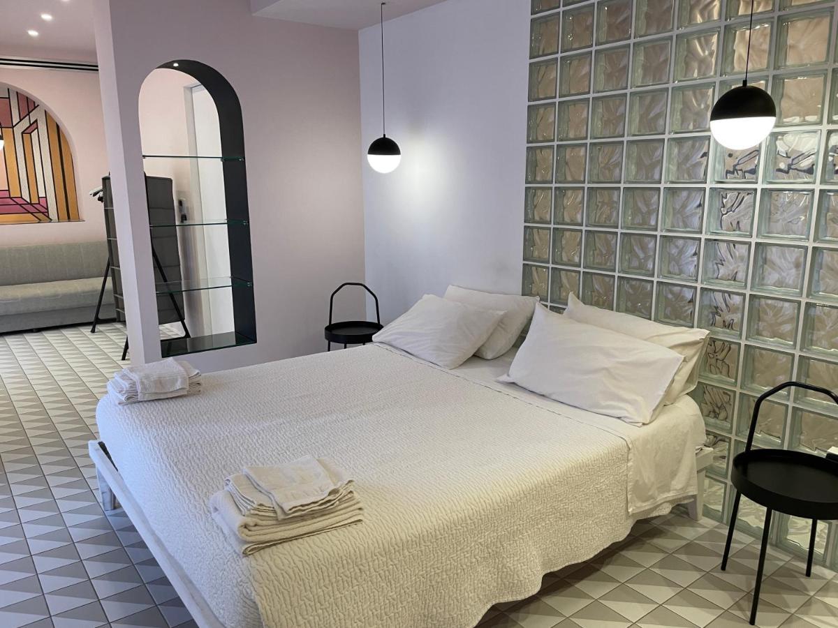 Dusme Bed & Breakfast Taranto Bagian luar foto